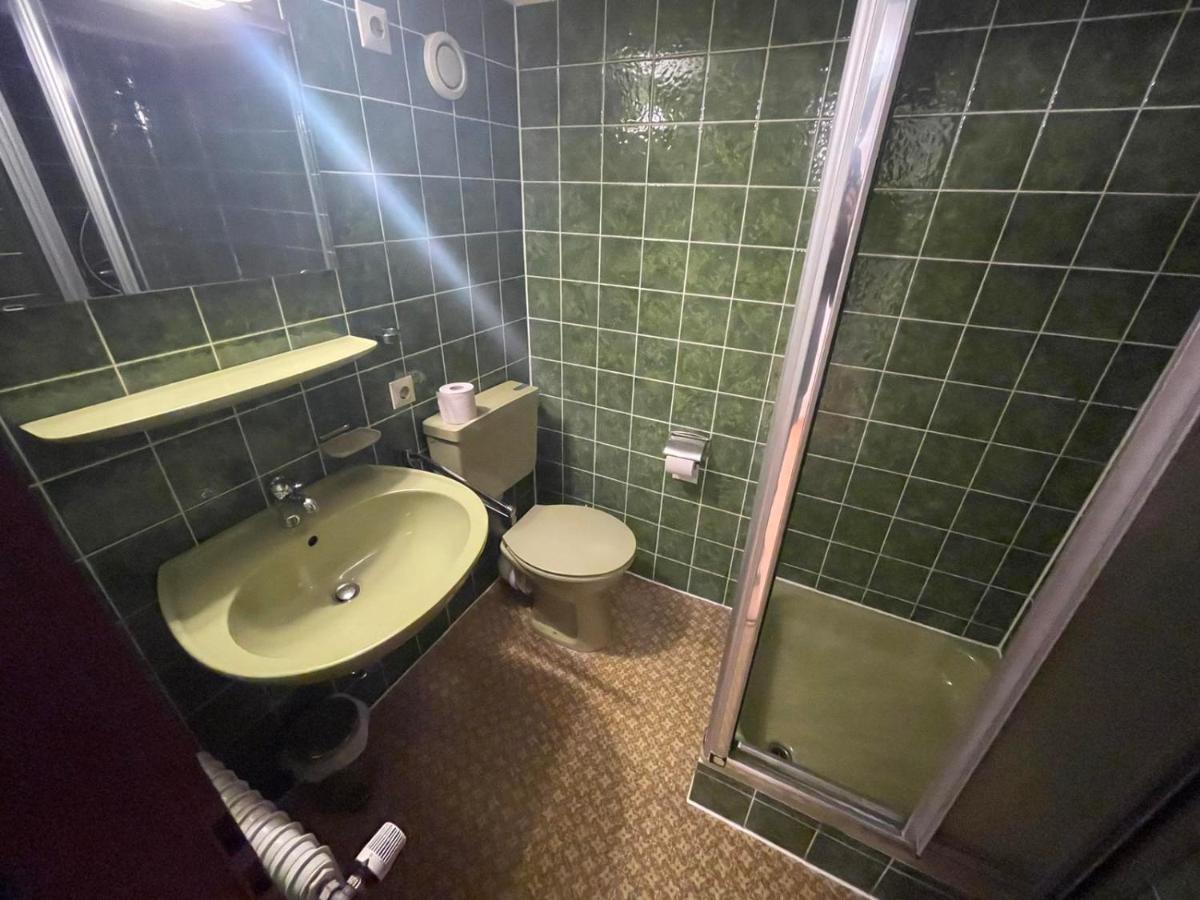Beny Hotel Restaurant Hertingen Esterno foto
